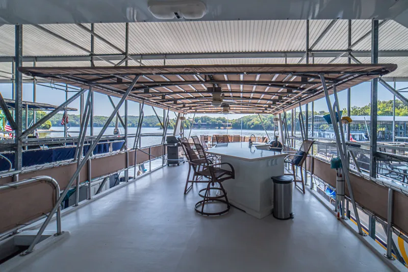 Slide: The Image of Sharpe 75' Houseboat 2001 - 26