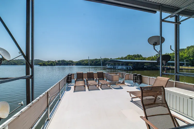 Slide: The Image of Sharpe 75' Houseboat 2001 - 30