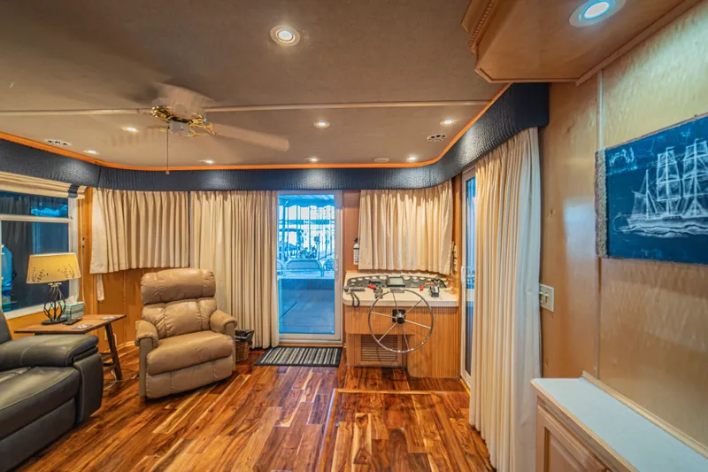 Slide: The Image of Sharpe 75' Houseboat 2001 - 51