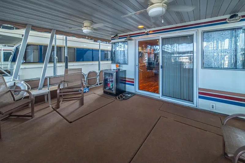 Slide: The Image of Sharpe 75' Houseboat 2001 - 8