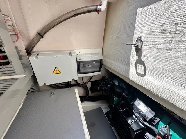 Slide: The Image of Prestige 500S 2015 - 15