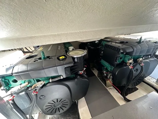 Slide: The Image of Prestige 500S 2015 - 16