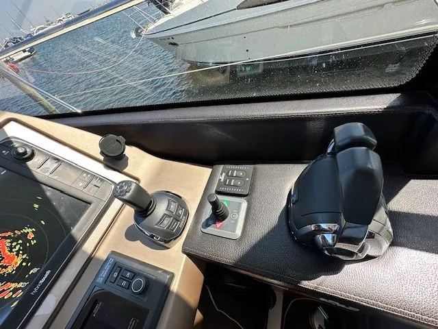 Slide: The Image of Prestige 500S 2015 - 72