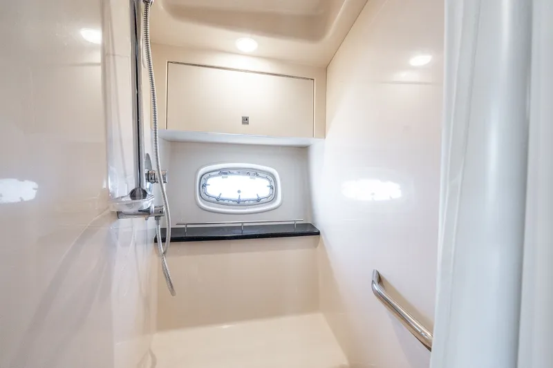 Slide: The Image of Sea Ray 470 Sundancer 2009 - 53