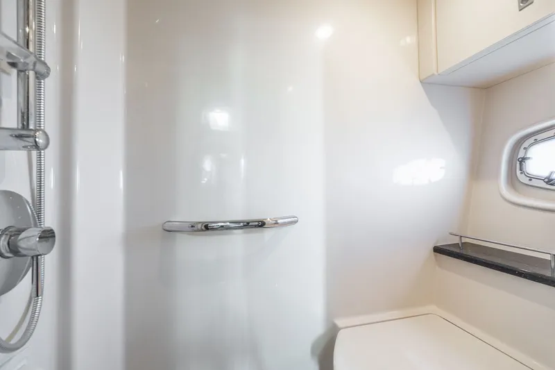 Slide: The Image of Sea Ray 470 Sundancer 2009 - 56