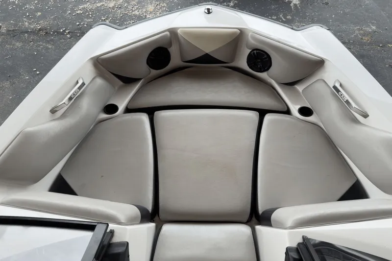 Slide: The Image of Axis A20 2011 - 18