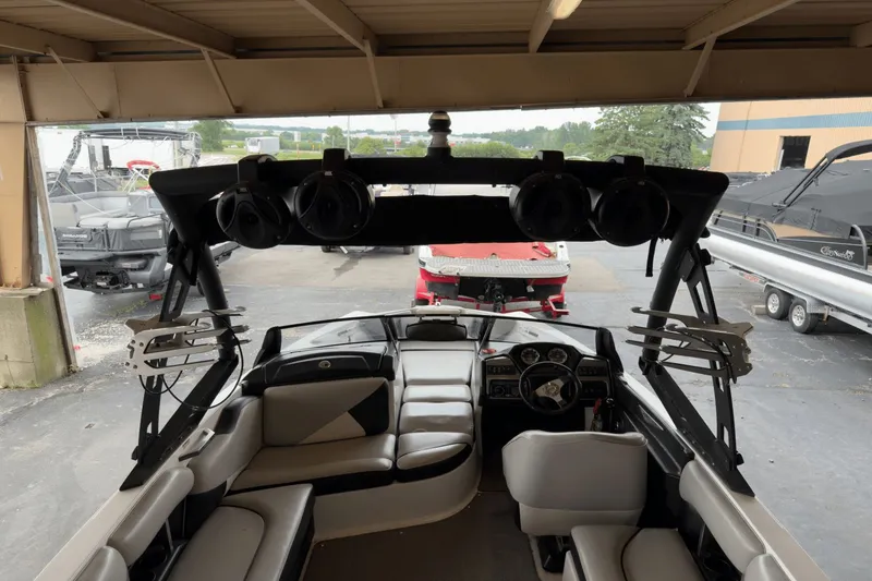 Slide: The Image of Axis A20 2011 - 7