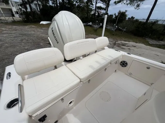 Slide: The Image of Grady-White 251 Coastal Explorer 2026 - 12