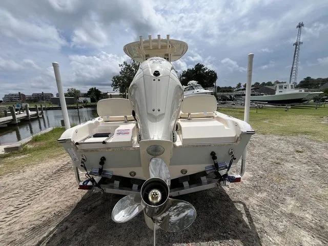 Slide: The Image of Grady-White 251 Coastal Explorer 2026 - 5