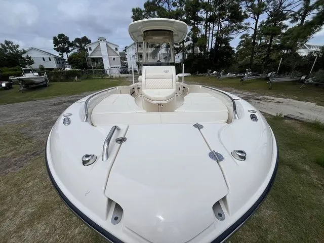 Slide: The Image of Grady-White 251 Coastal Explorer 2026 - 7