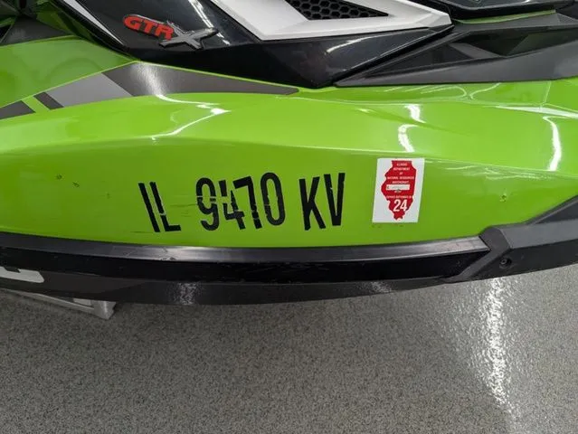 Slide: The Image of Sea-Doo GTR 2017 - 4