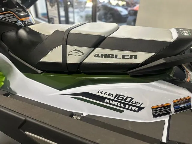 Slide: The Image of Kawasaki Ultra® 160LX-S Angler 2025 - 11