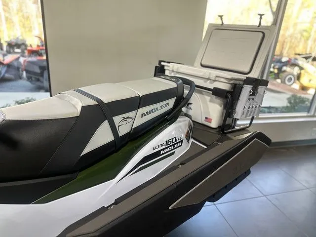 Slide: The Image of Kawasaki Ultra® 160LX-S Angler 2025 - 15