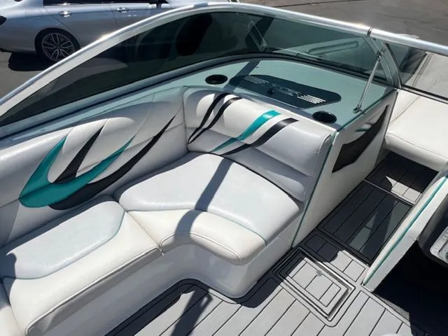 Slide: The Image of MB Sports Tomcat 2010 - 12