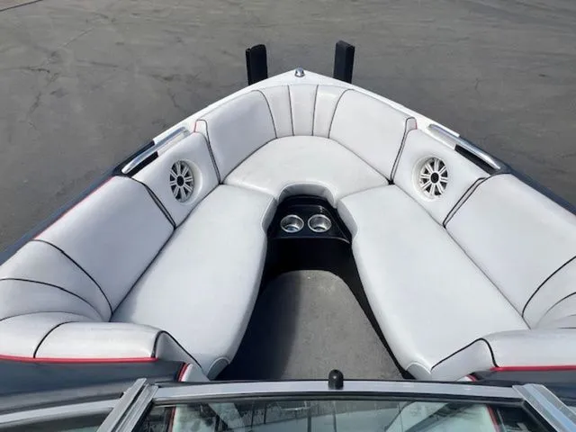 Slide: The Image of MB Sports B-52 2006 - 16