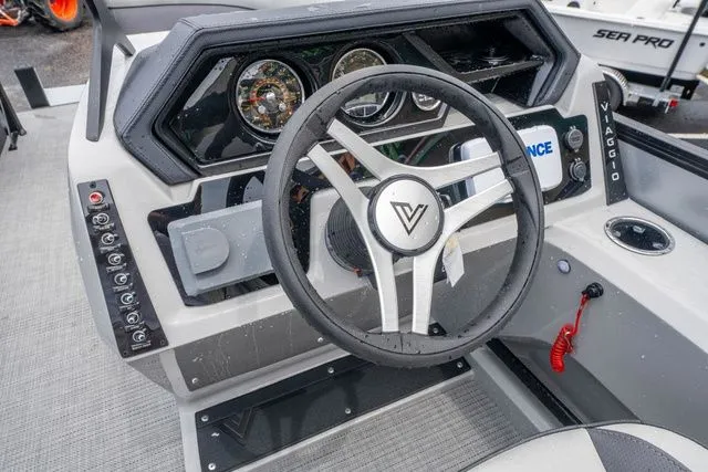 Slide: The Image of Viaggio X22Q Bi-Toon (27" Tubes) 2025 - 12