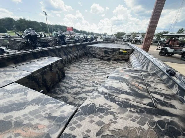 Slide: The Image of Havoc MARSH RUNNER MACH 1 2026 - 3