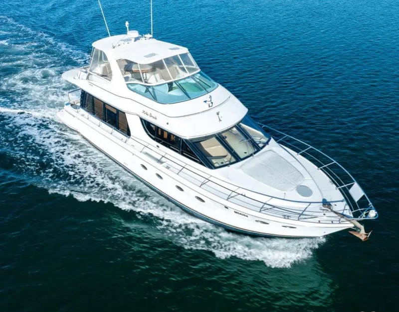 The Image of Carver 570 Voyager Pilothouse 2001 - 0