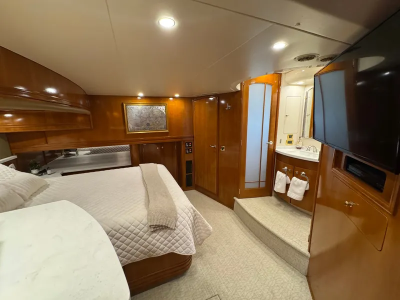 Slide: The Image of Carver Yachts 570 Voyager Pilothouse 2001 - 17