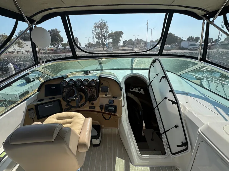 Slide: The Image of Carver Yachts 570 Voyager Pilothouse 2001 - 26