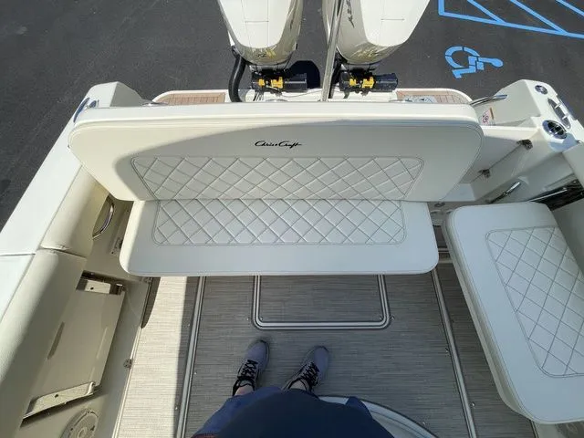 Slide: The Image of Chris-Craft Catalina 30 2024 - 15