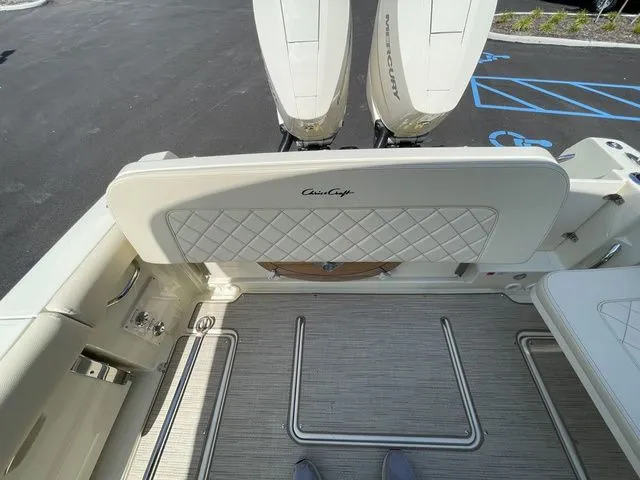 Slide: The Image of Chris-Craft Catalina 30 2024 - 18