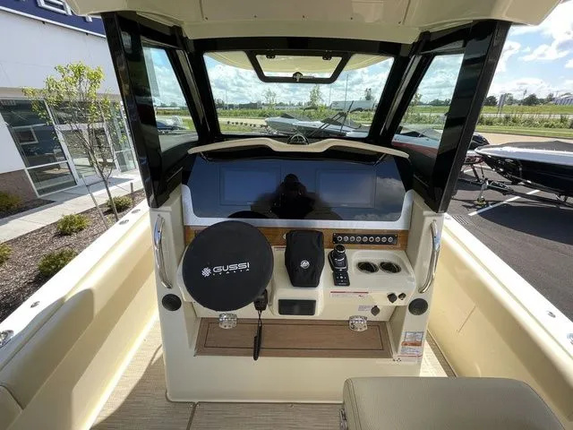 Slide: The Image of Chris-Craft Catalina 30 2024 - 47