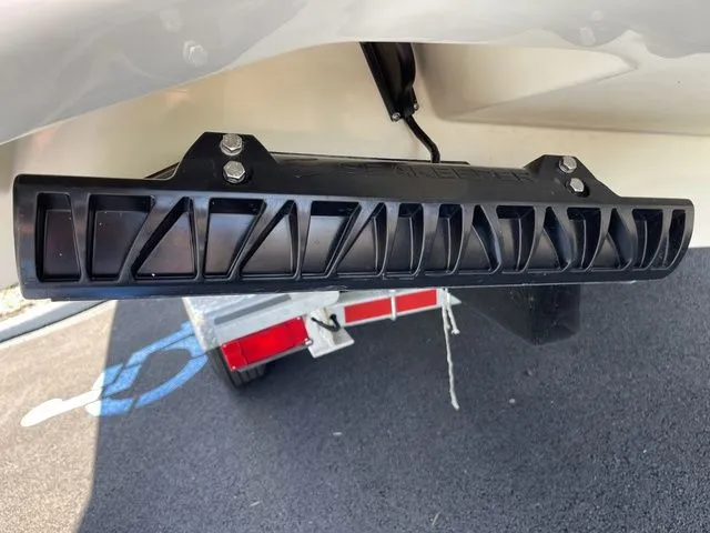 Slide: The Image of Chris-Craft Catalina 30 2024 - 5