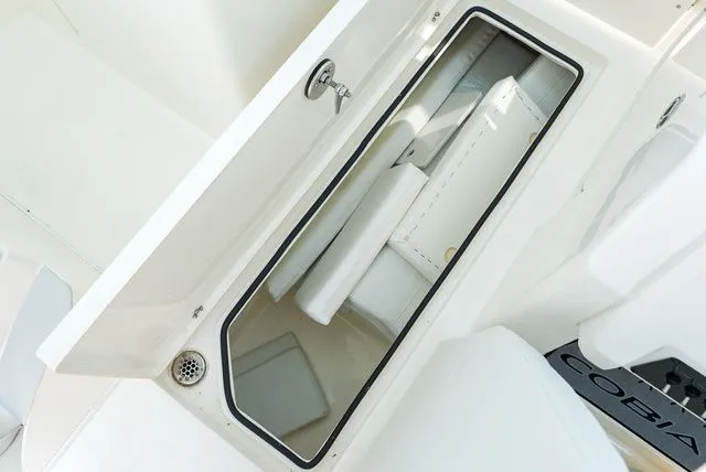 Slide: The Image of Cobia 240 Dual Console 2023 - 18