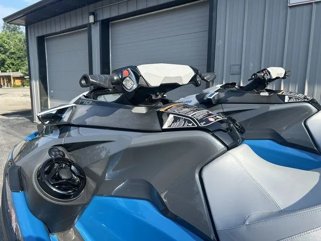 Slide: The Image of BRP GTX 170 W/SOUND SYSTEM 2020 - 6