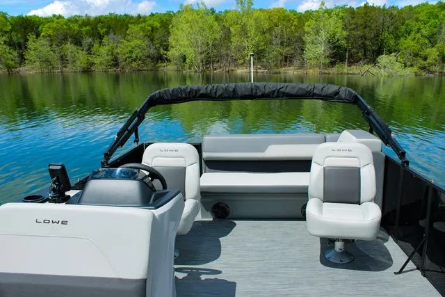 Slide: The Image of Lowe LF 172 2026 - 17