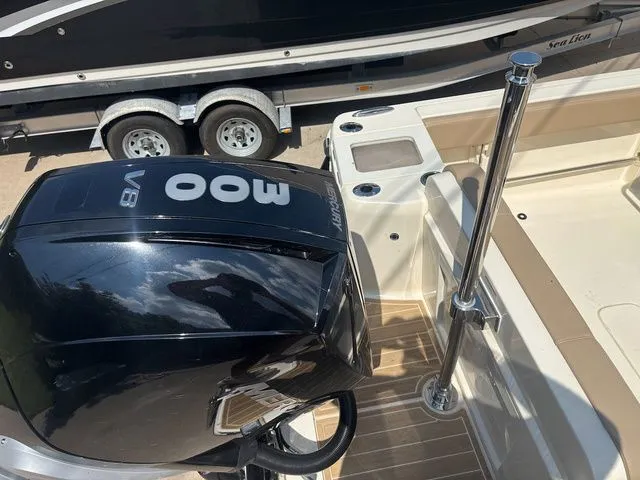 Slide: The Image of Scout 240 XSF 2024 - 15