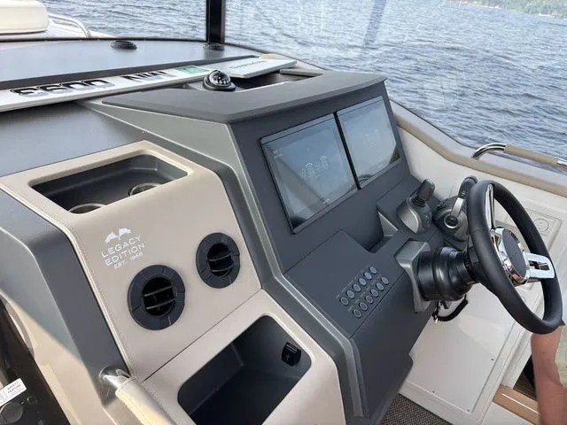 Slide: The Image of Nimbus Commuter C11 2025 - 16