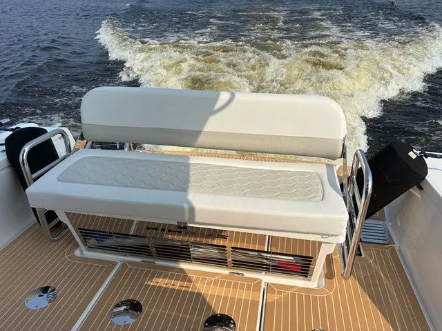 Slide: The Image of Nimbus Commuter C11 2025 - 3