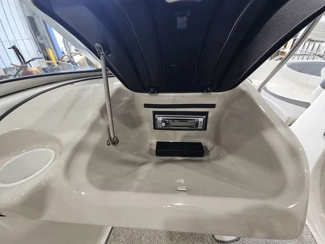 Slide: The Image of Glastron SX175 2006 - 11