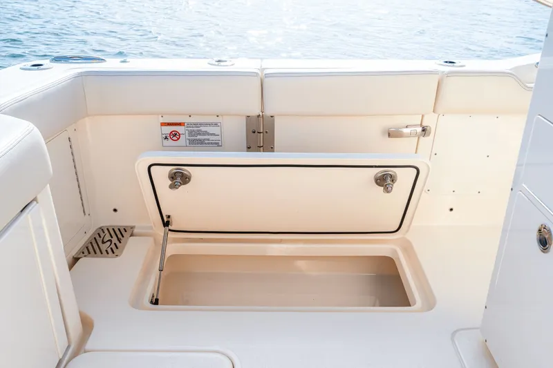 Slide: The Image of Scout 288 LXF 2026 - 30