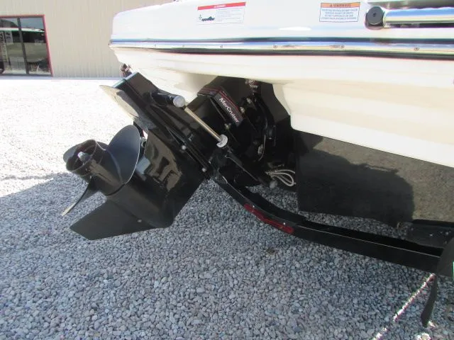 Slide: The Image of Chaparral 210 H2O 2019 - 12