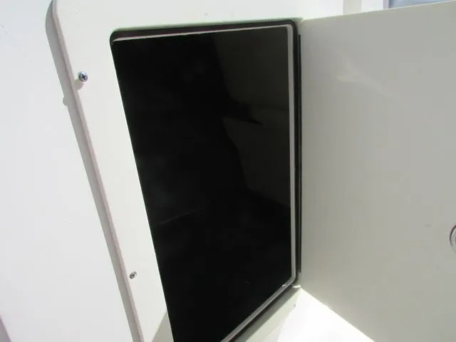 Slide: The Image of Chaparral 210 H2O 2019 - 6