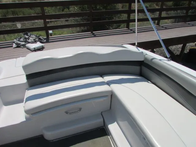 Slide: The Image of Four Winns 260 Horizon 2000 - 9