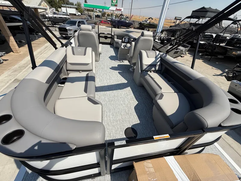 Slide: The Image of Premier Sunscape RF 220 w/ 150HP Mercury! 2026 - 11