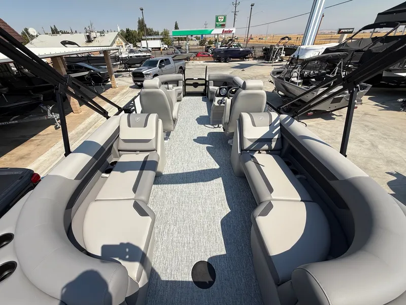 Slide: The Image of Premier Sunscape RF 220 w/ 150HP Mercury! 2026 - 5