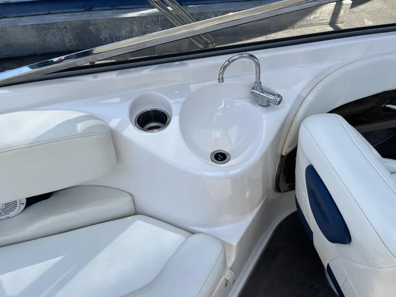 Slide: The Image of Regal Sport Boat 2400 Bowrider 2006 - 12