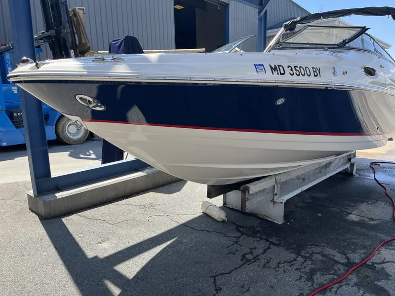 Slide: The Image of Regal Sport Boat 2400 Bowrider 2006 - 15