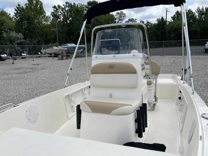 Slide: The Image of Key West 1720 Center Console 2016 - 12