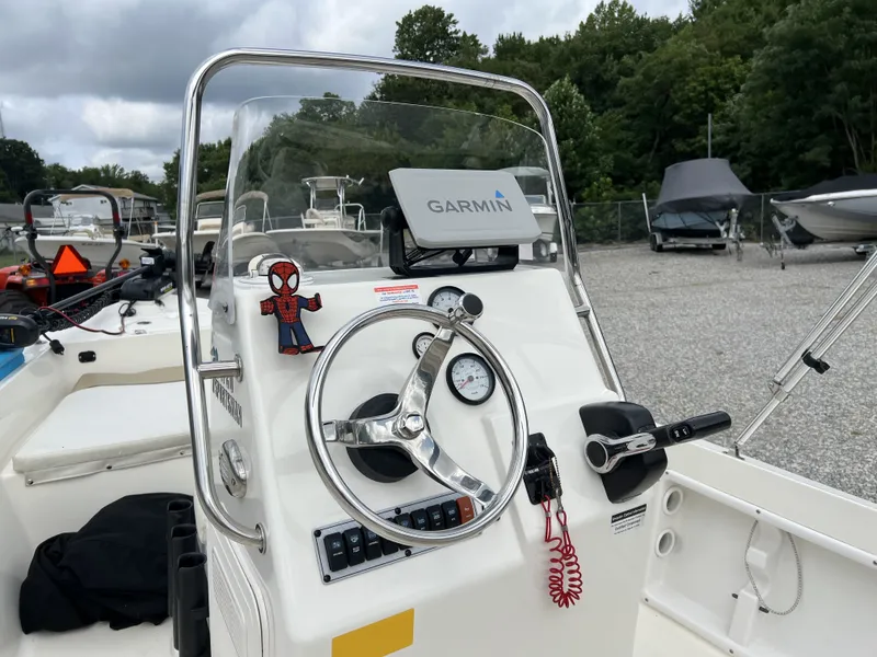 Slide: The Image of Key West 1720 Center Console 2016 - 6