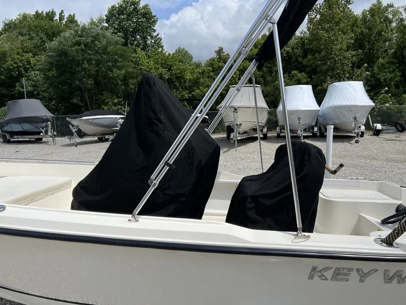 Slide: The Image of Key West 1720 Center Console 2016 - 7
