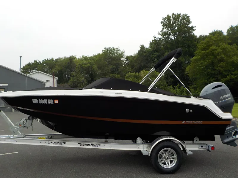 Slide: The Image of Four Winns HD1 OB 2021 - 10