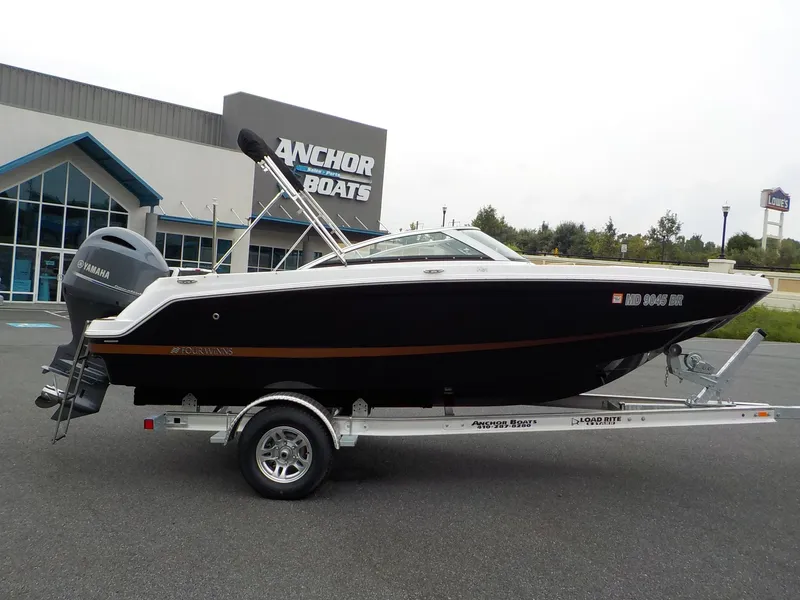 Slide: The Image of Four Winns HD1 OB 2021 - 22