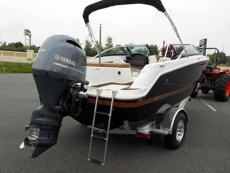 Slide: The Image of Four Winns HD1 OB 2021 - 9