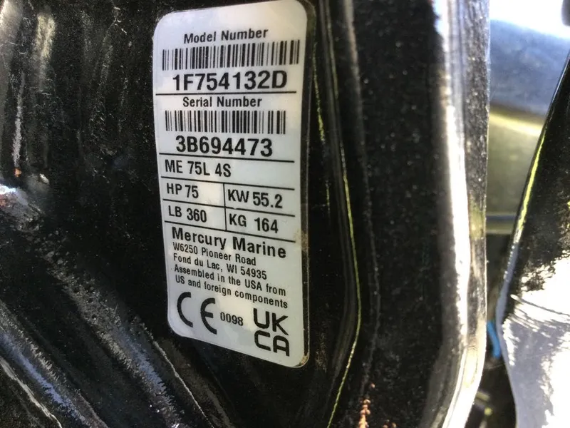 Slide: The Image of Sun Tracker Bass Buggy 18 DLX 2026 - 10